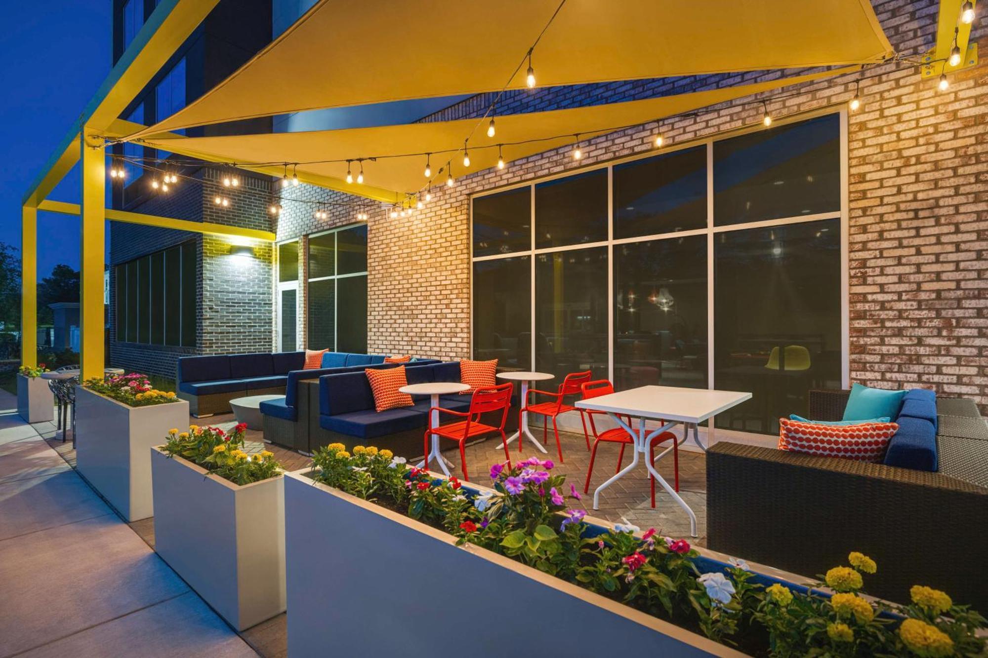 Tru By Hilton Charlotte Tyvola I-77 Hotel Exterior foto